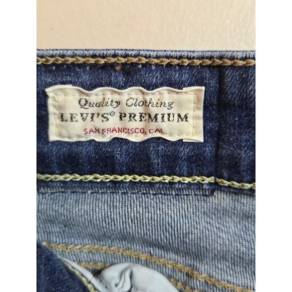 Levi's Premium High Rise Ripped Skinny Jeans in Indigo Luna Women's Size 26 - Picture 7 of 7